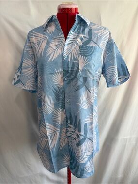 Men's Light Blue Tropical Print Short-Sleeve Button-Down Shirt